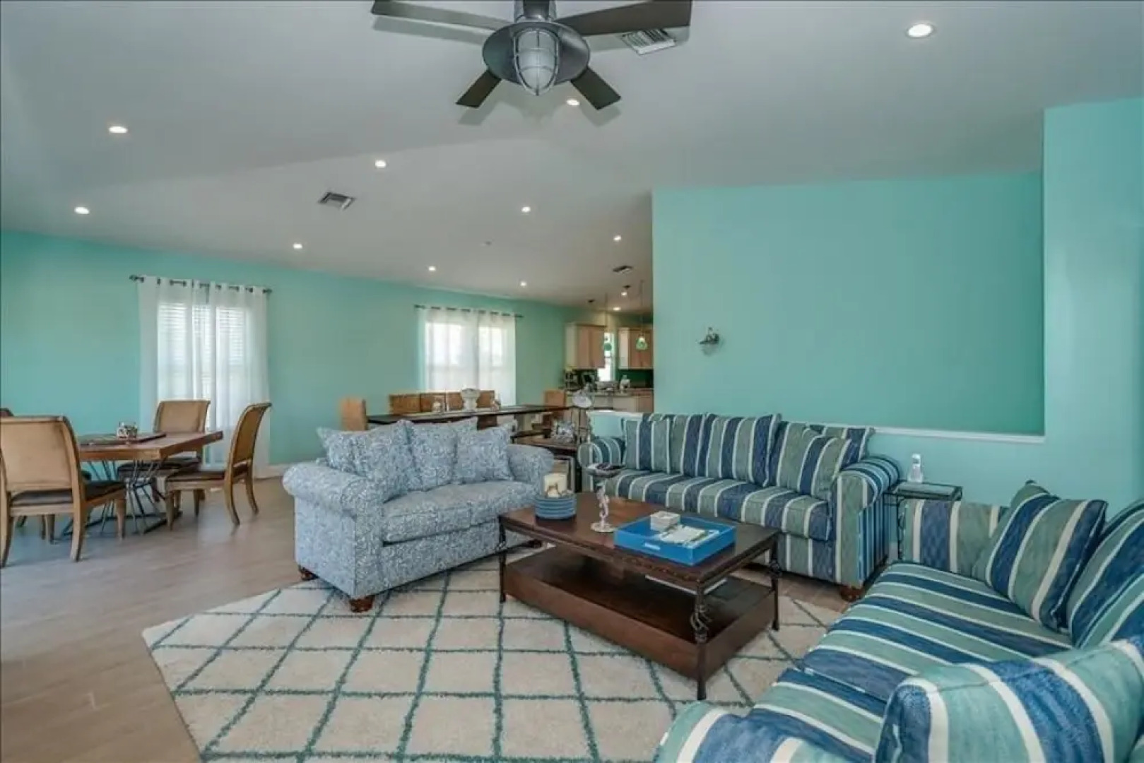 343 Gulf Blvd - 4Br Home