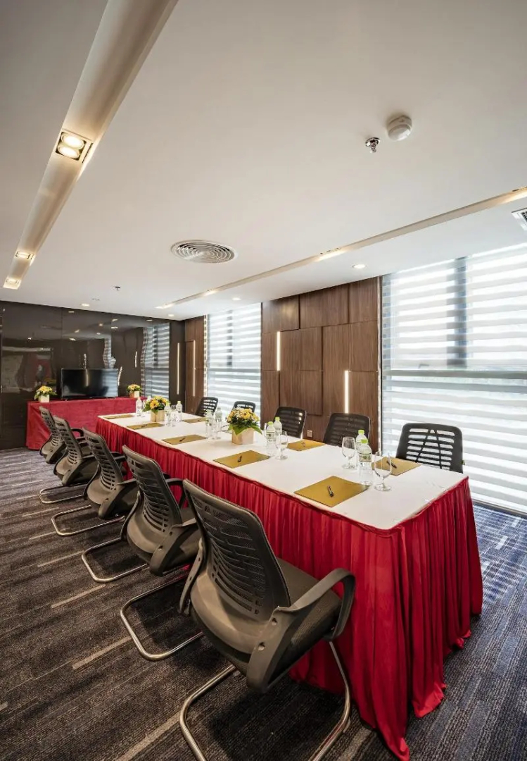 Muong Thanh Luxury Saigon Hotel