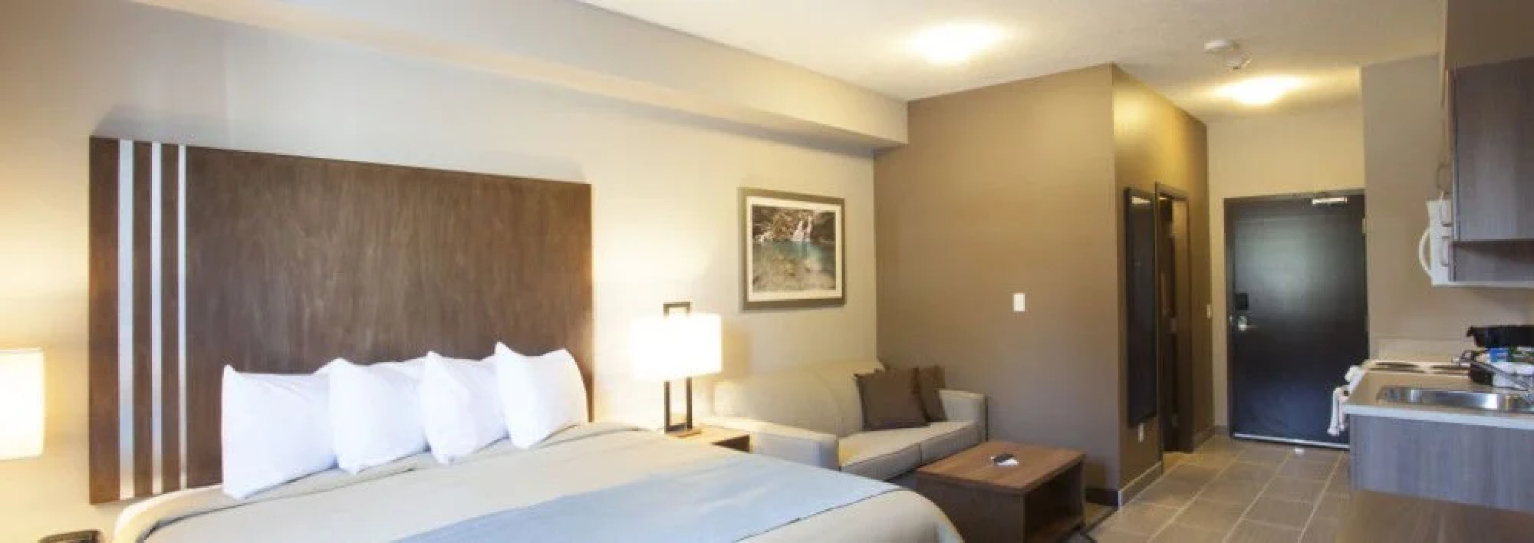 Stillwater Inn And Suites