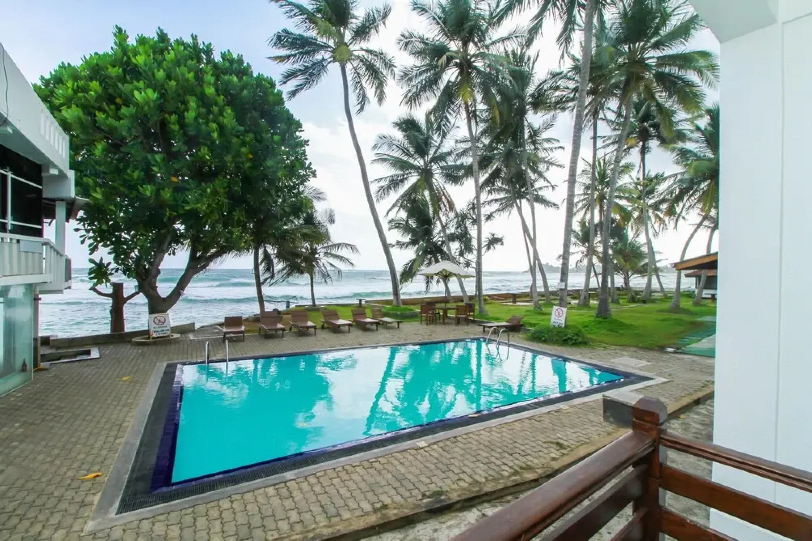 OYO 251 Milton Beach Resort