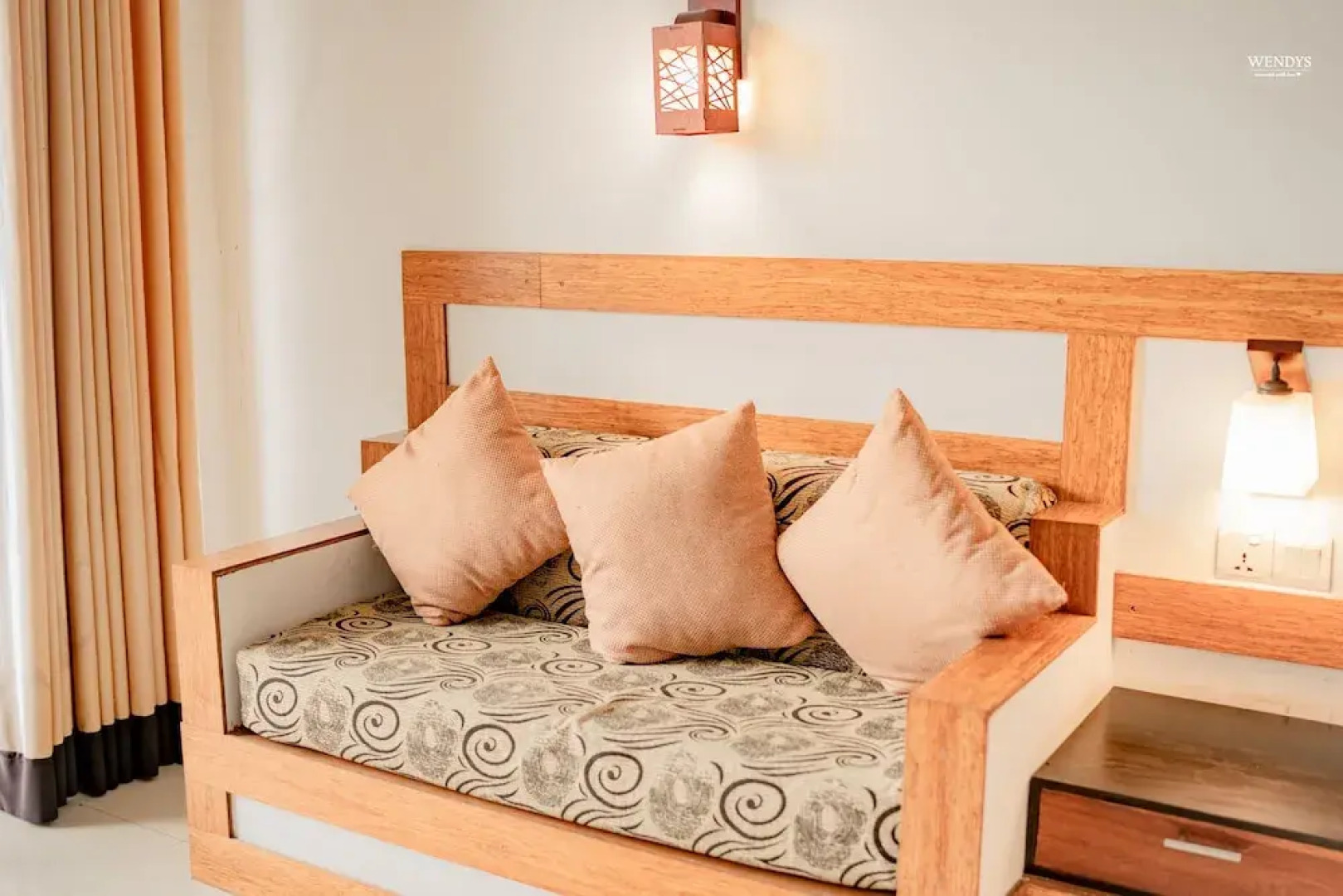 G.M.T. Sorabora Village Hotel