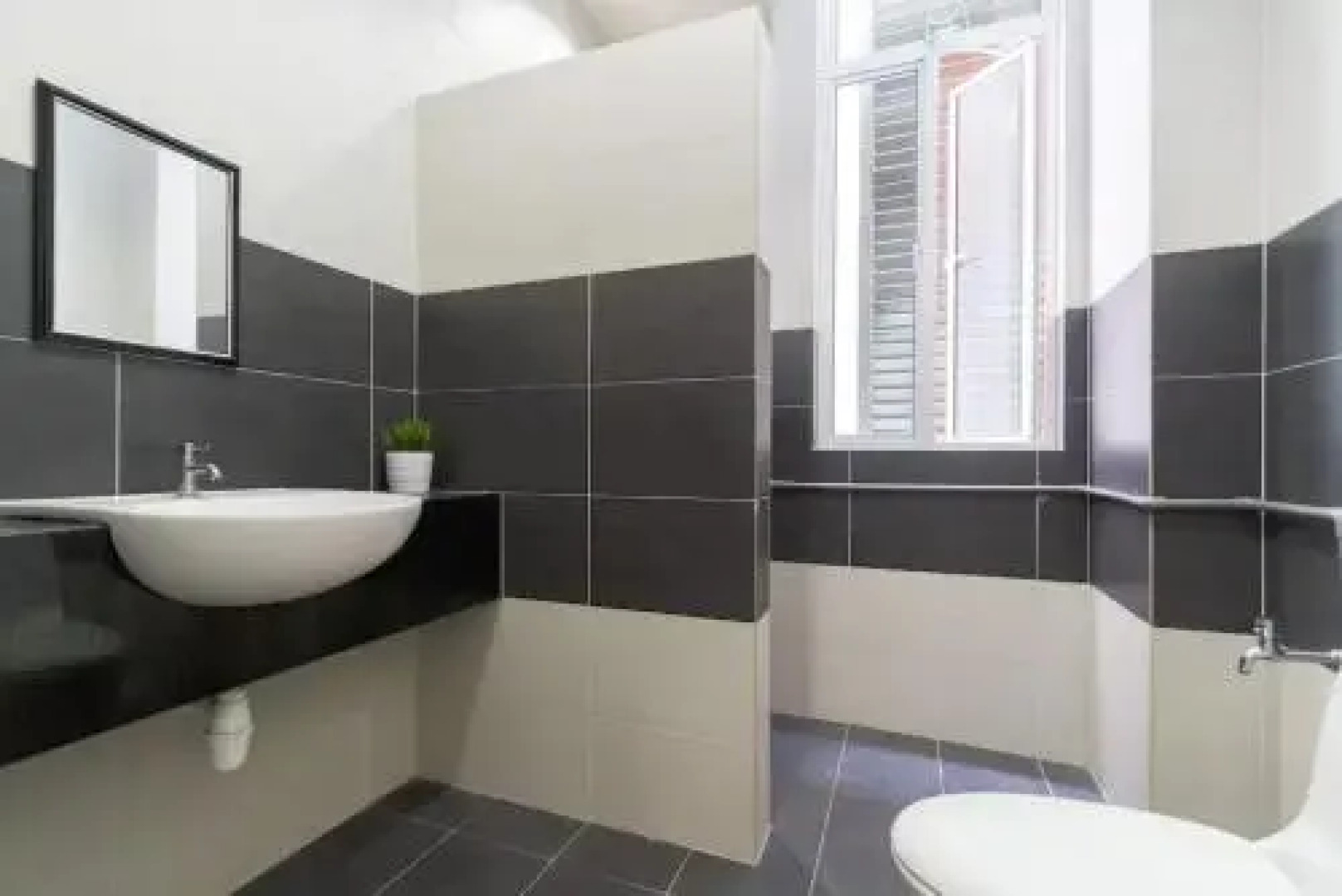 Easy Life Guest House