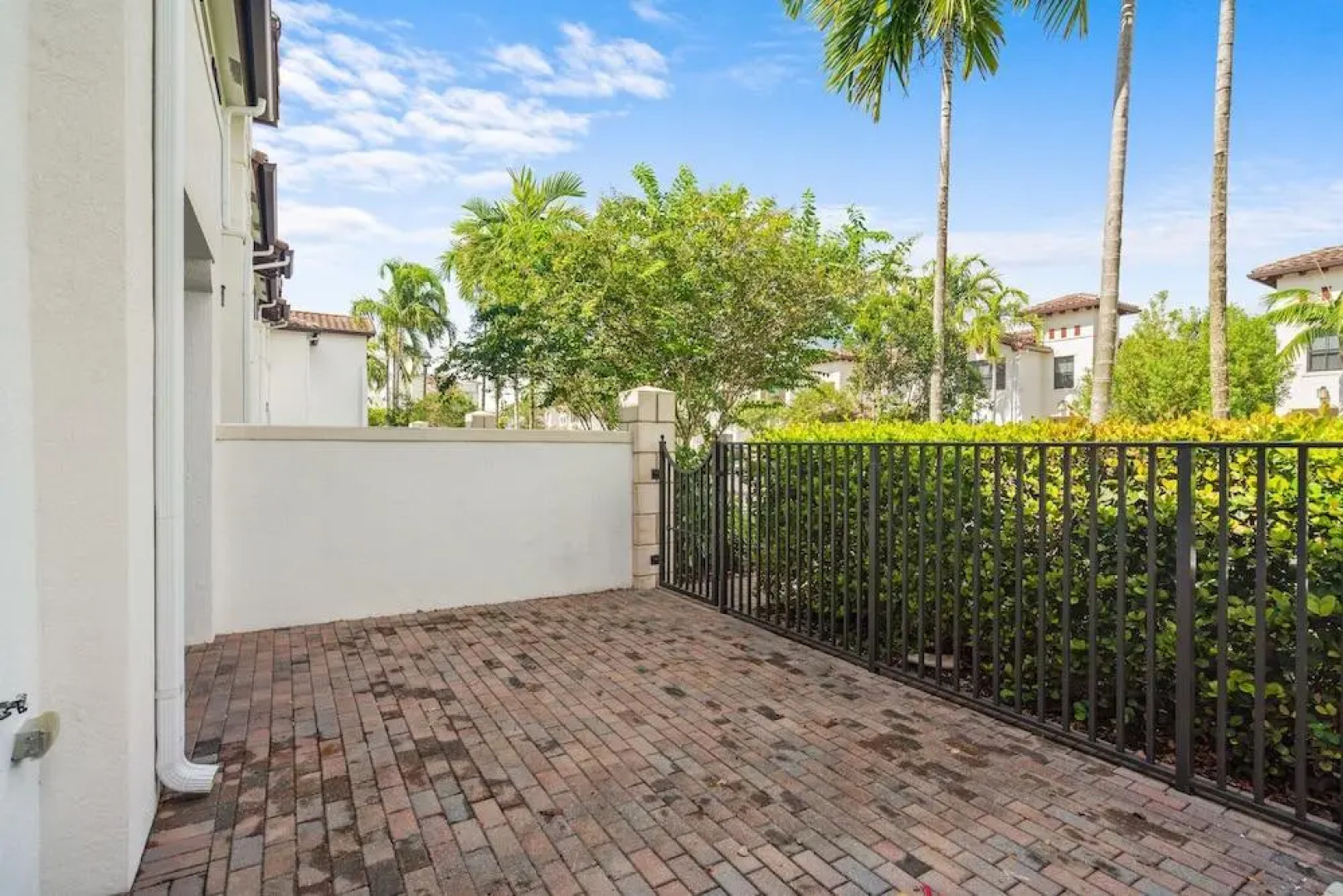 Kasa Hollywood Fort Lauderdale