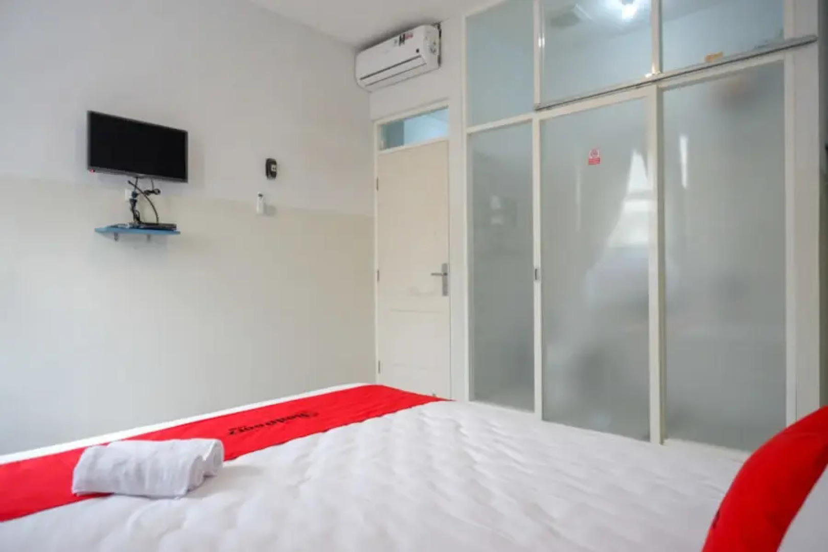 RedDoorz near Tamansari Shopping Center Salatiga