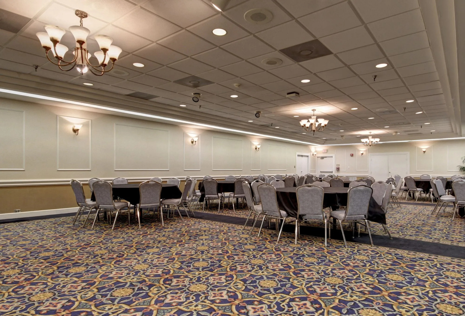 Carousel Resort Hotel & Condominiums