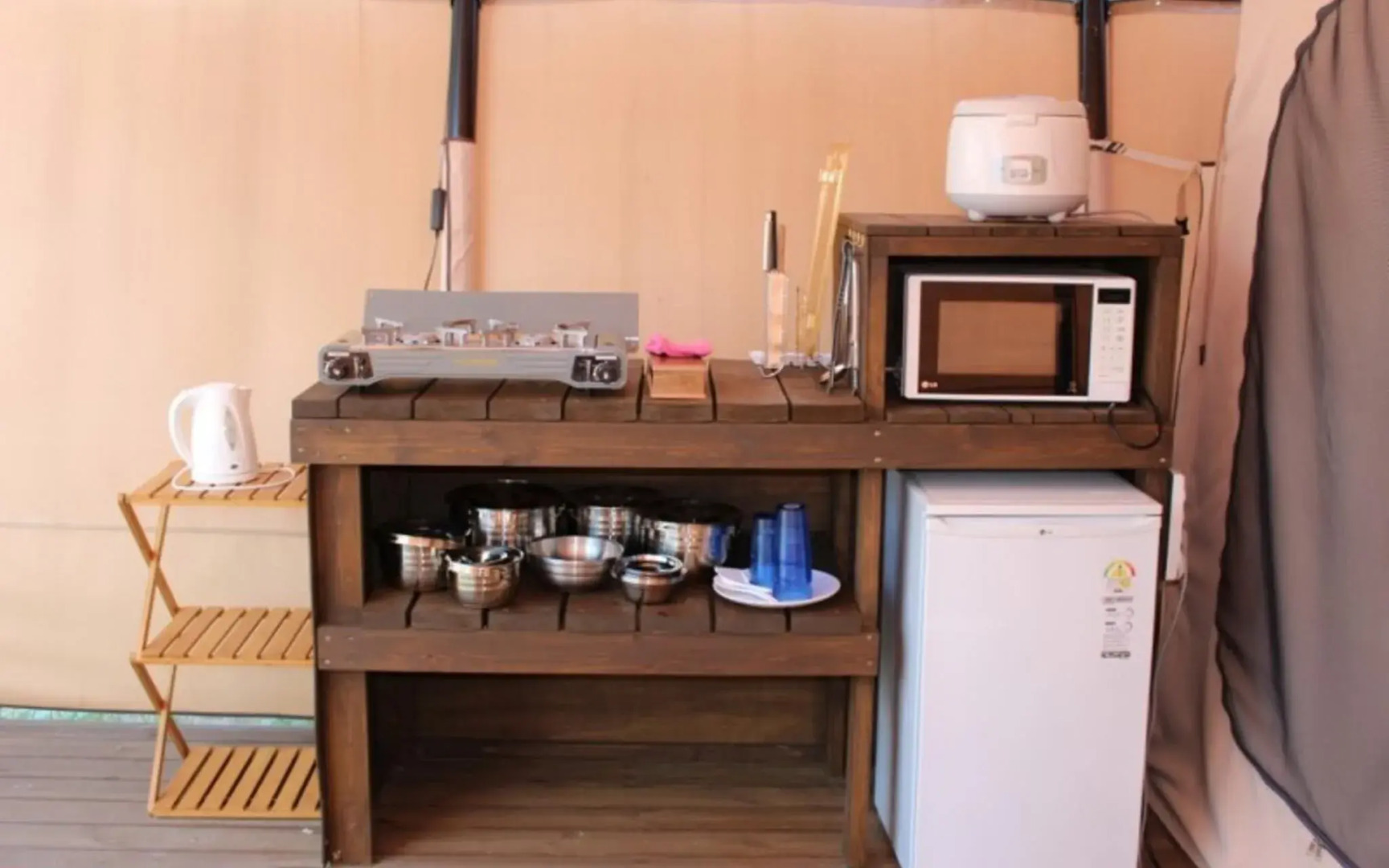 Muju Ppalgangchima Resort Glamping