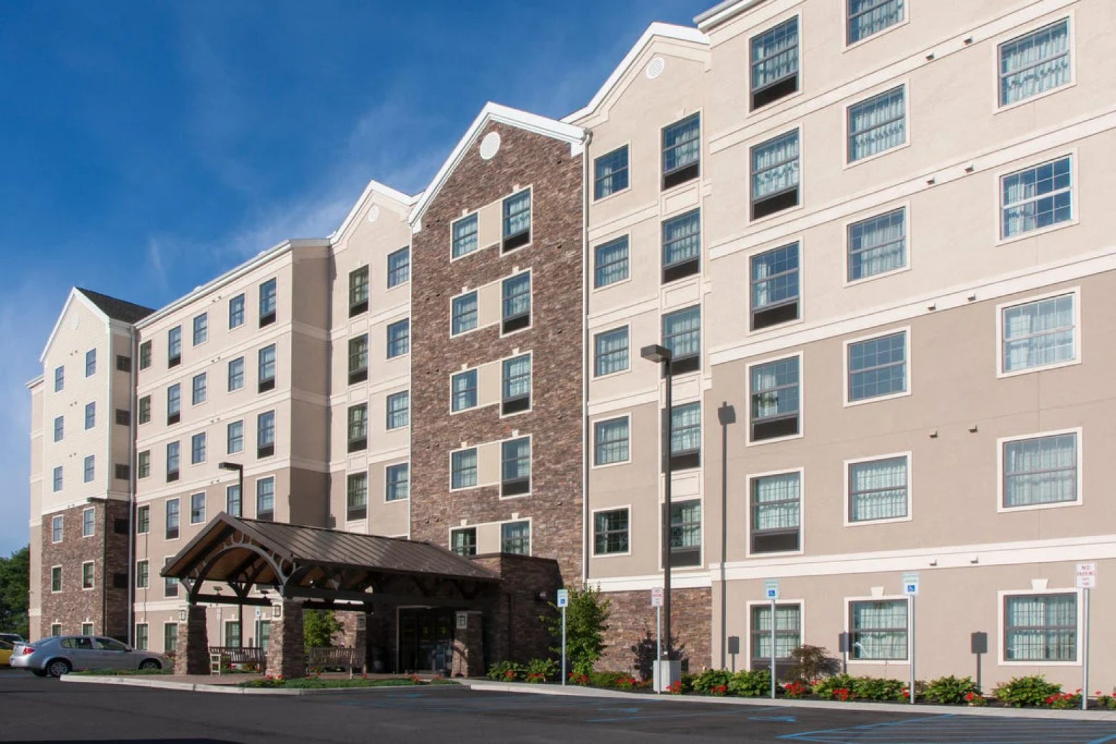 Staybridge Suites West Seneca by IHG