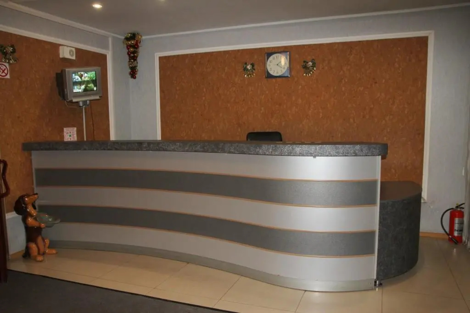 Отель Водолей