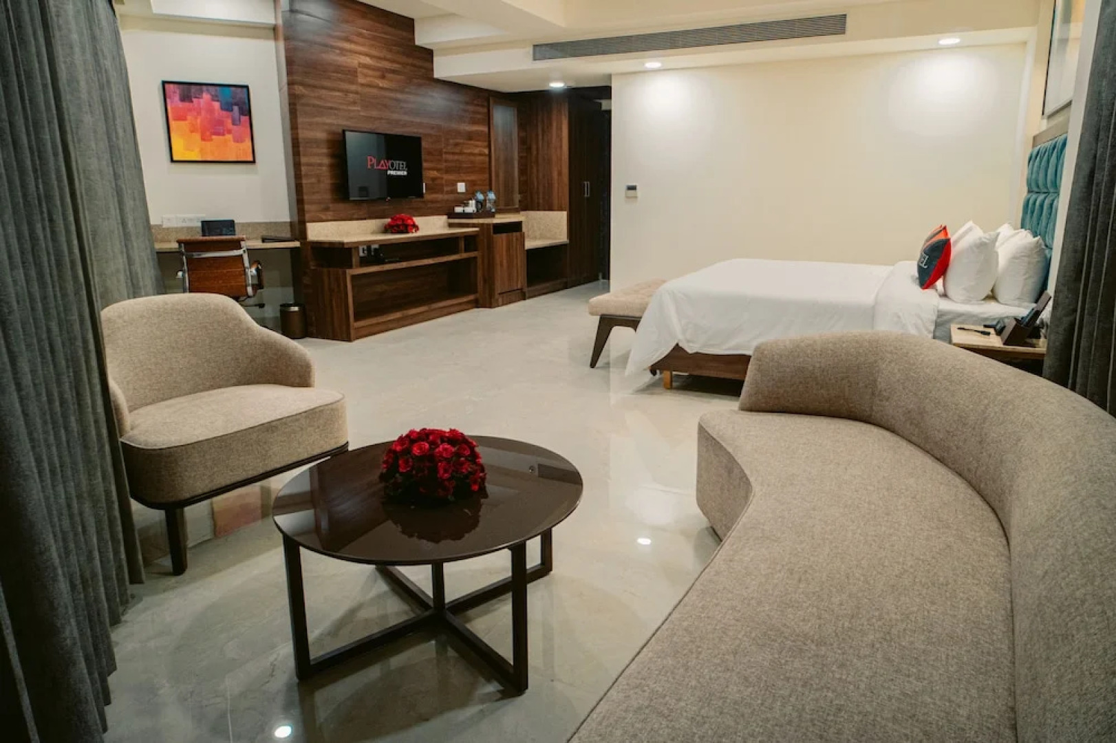 Playotel Premier Guna