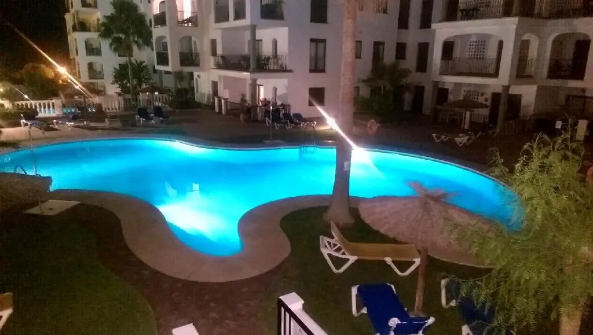 Marina De La Duquesa Apartment