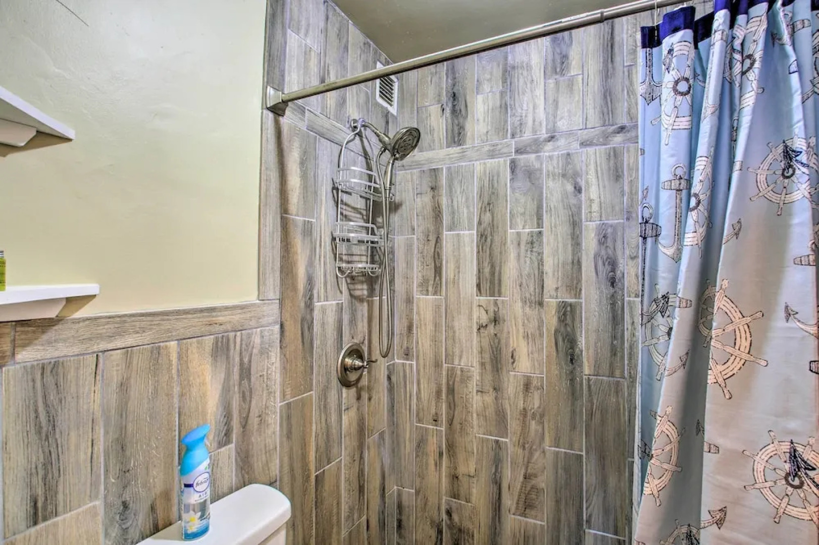 Stunning Hot Springs Condo on Lake Hamilton!