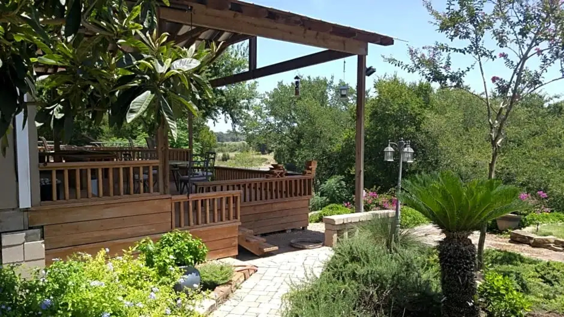 The Perry Riverhouse