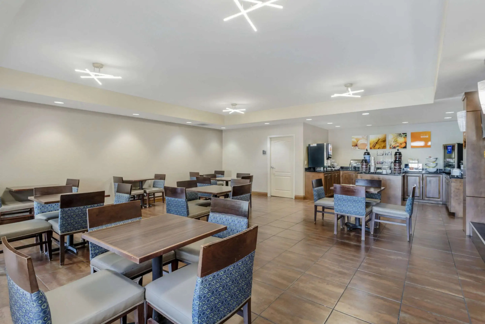 Comfort Suites Knoxville East