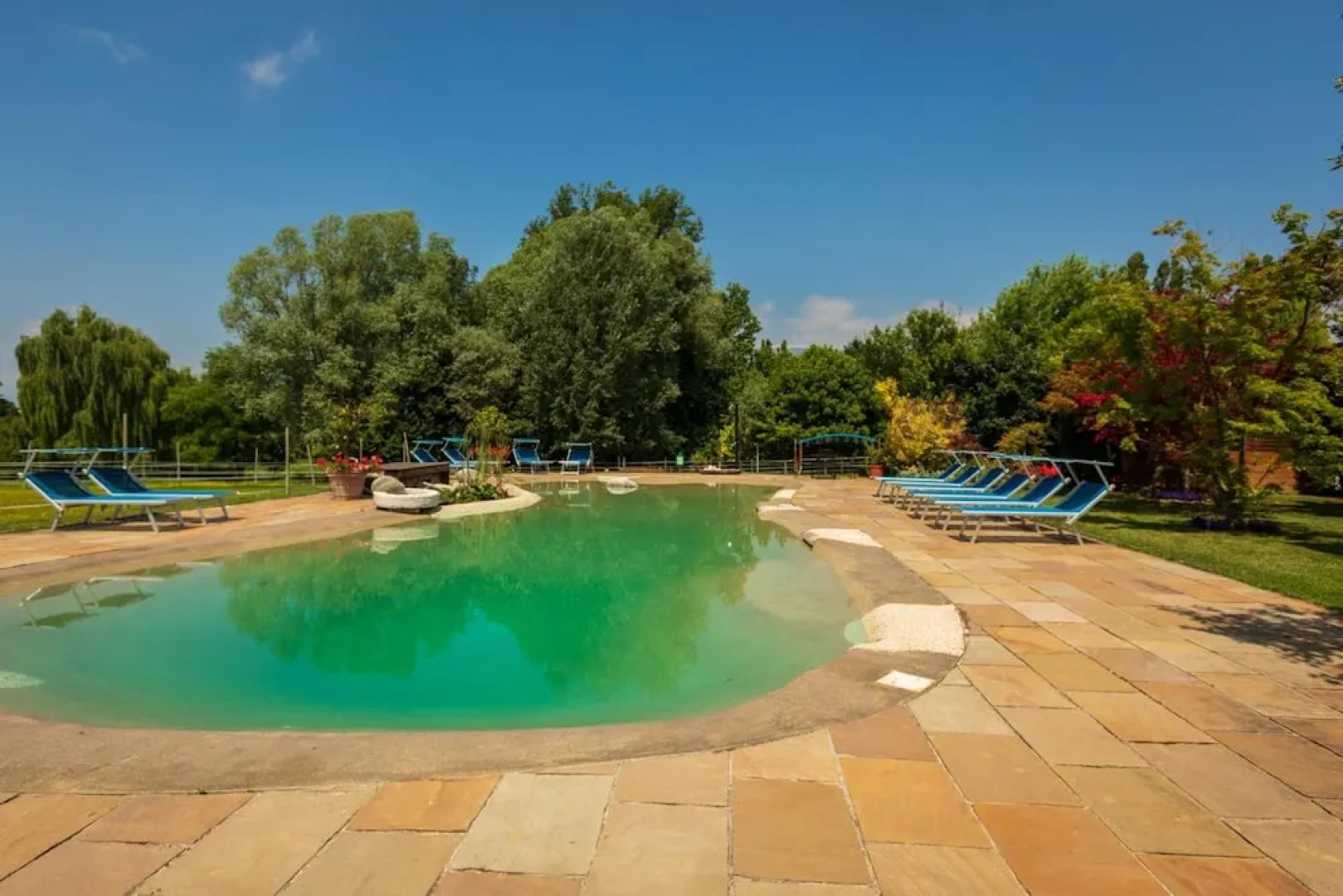 Agriturismo Acero Rosso