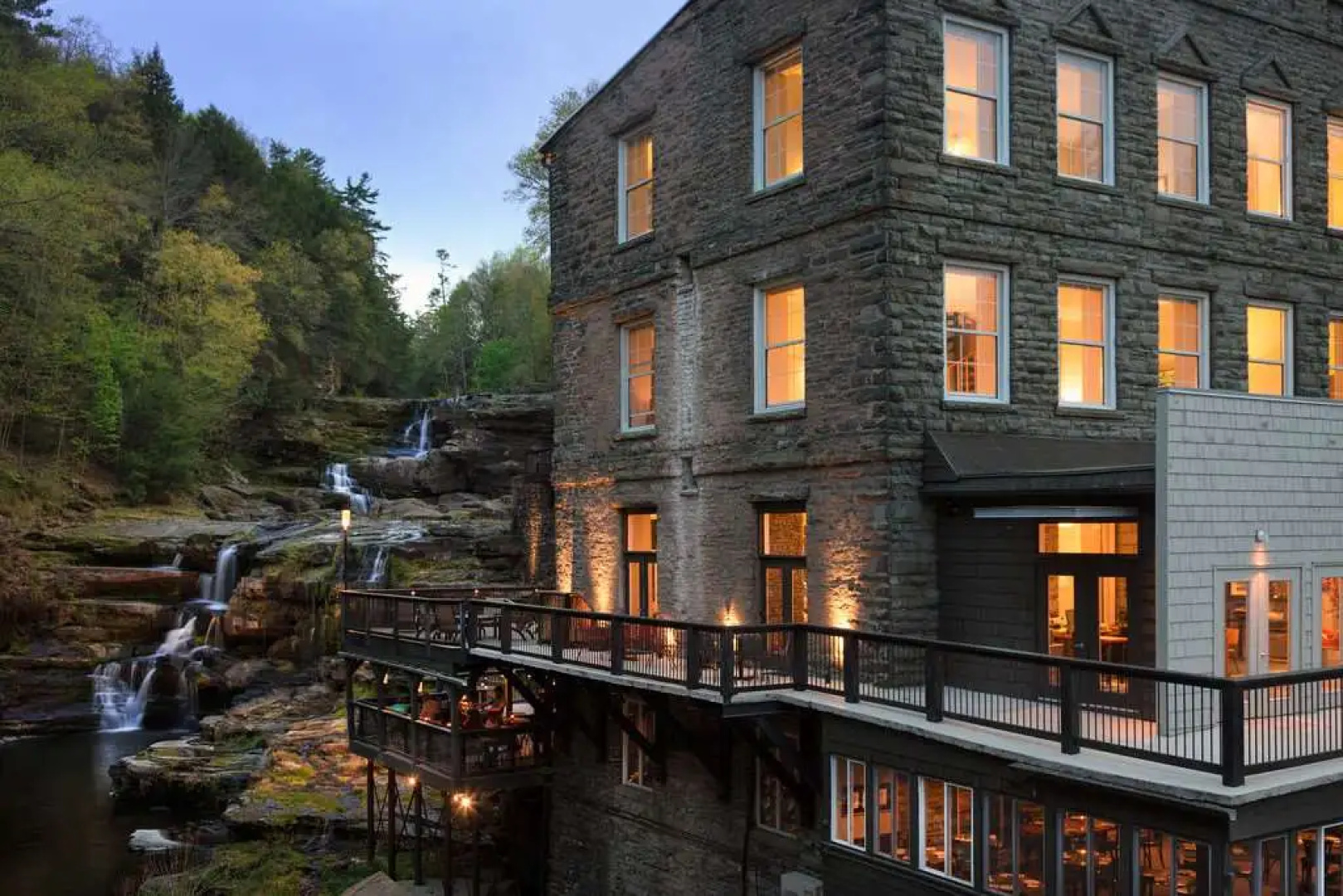 Ledges Hotel