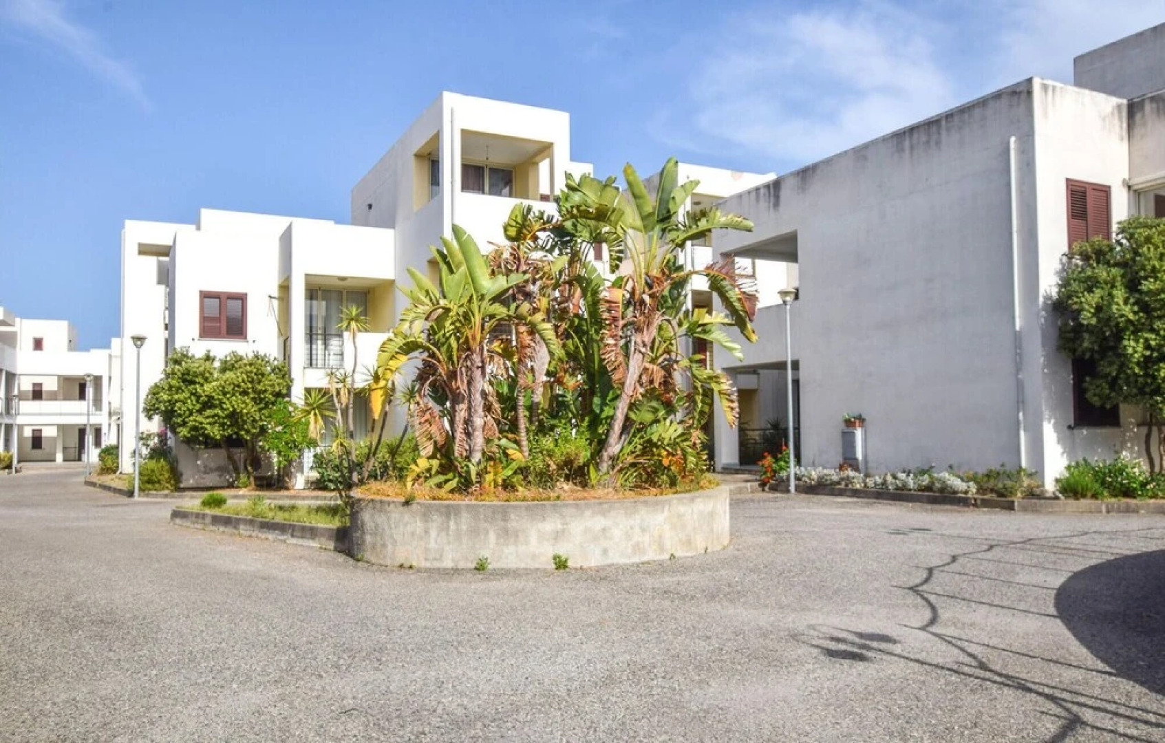 Nice Apartment in Isca Marina With 2 Bedrooms