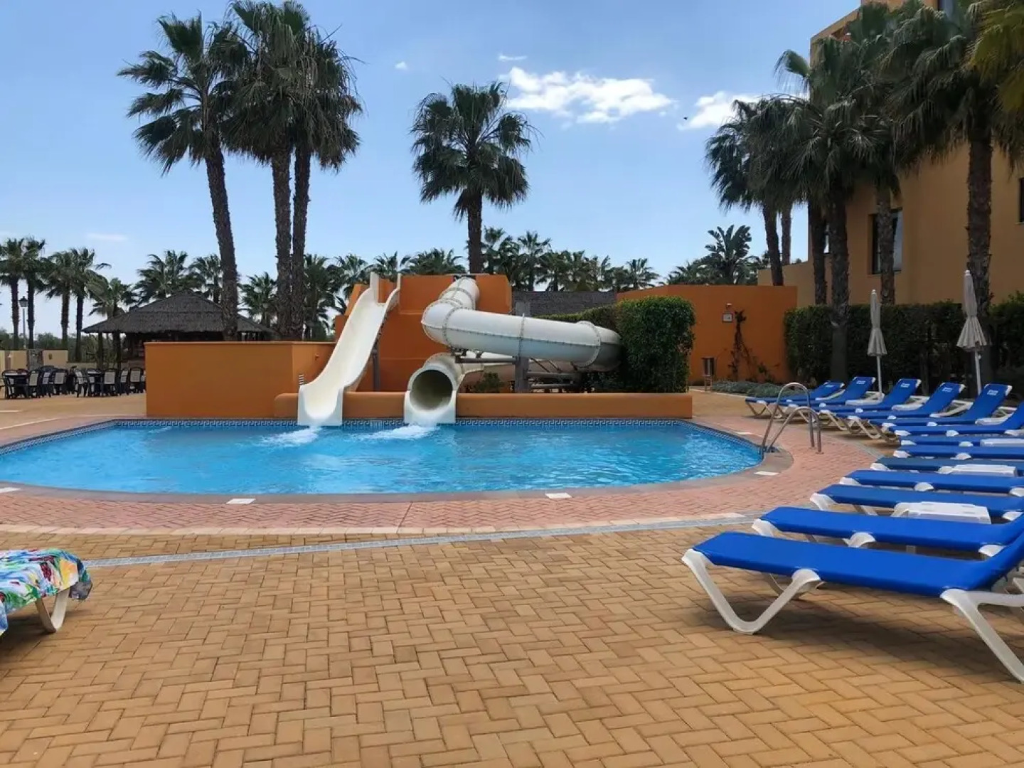 Apartment With 2 Bedrooms in Ayamonte, With Wonderful sea View, Pool Access and Furnished Terrace - 100 m From the Beach