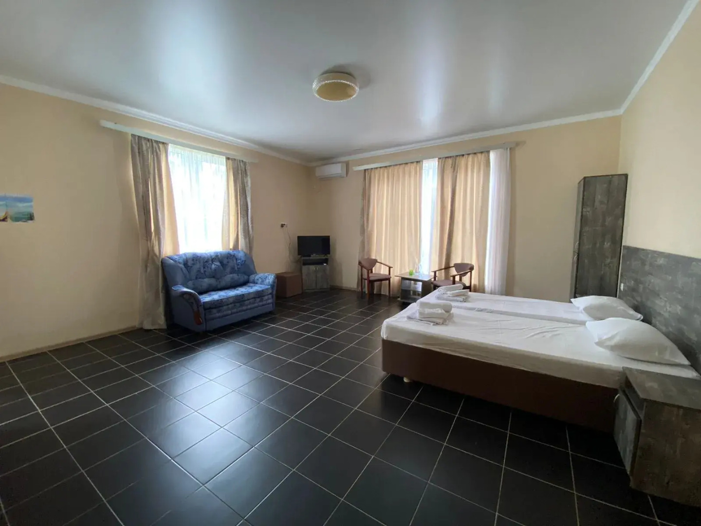 Звандрипш Эко Village