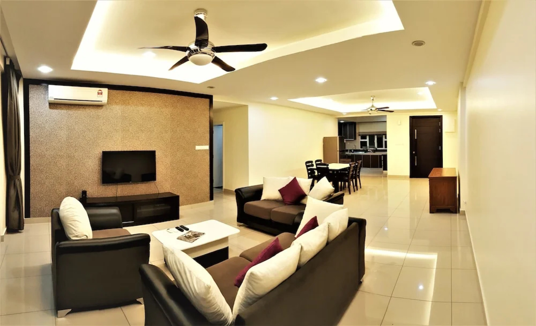 Summerton Luxury 4 Bedrooms Suite by D Imperio Homestay