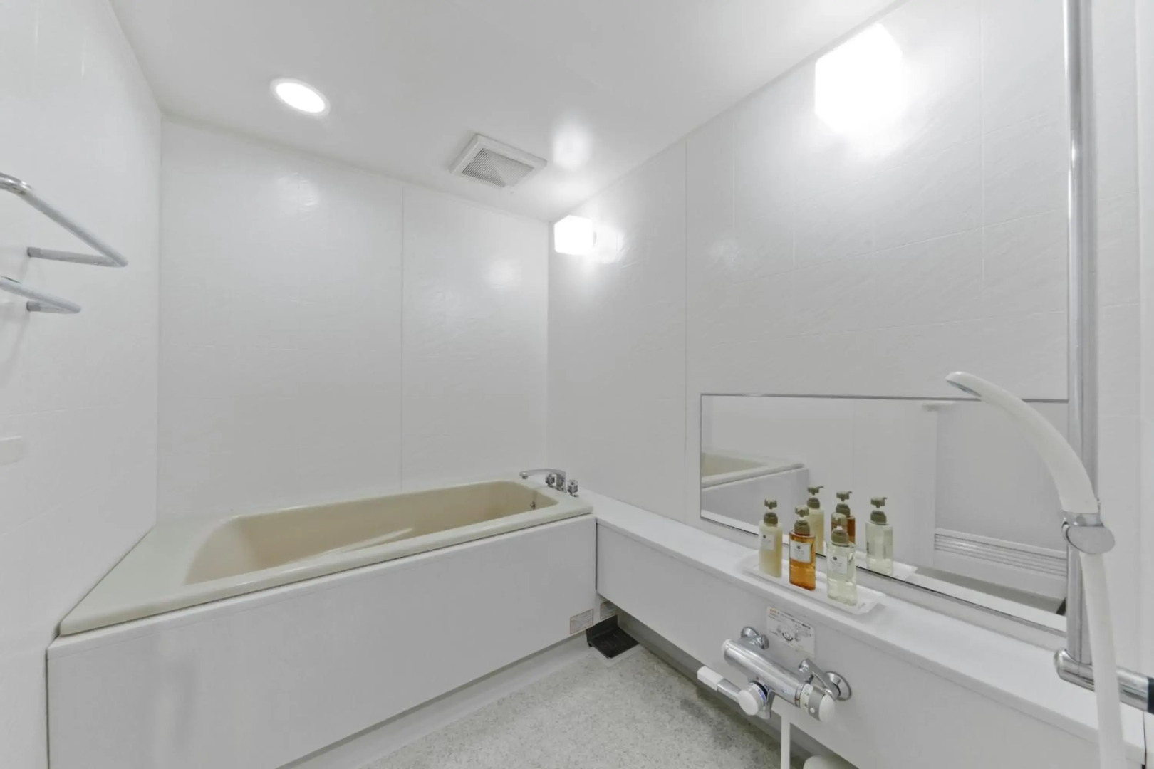 Maholova Minds Miura