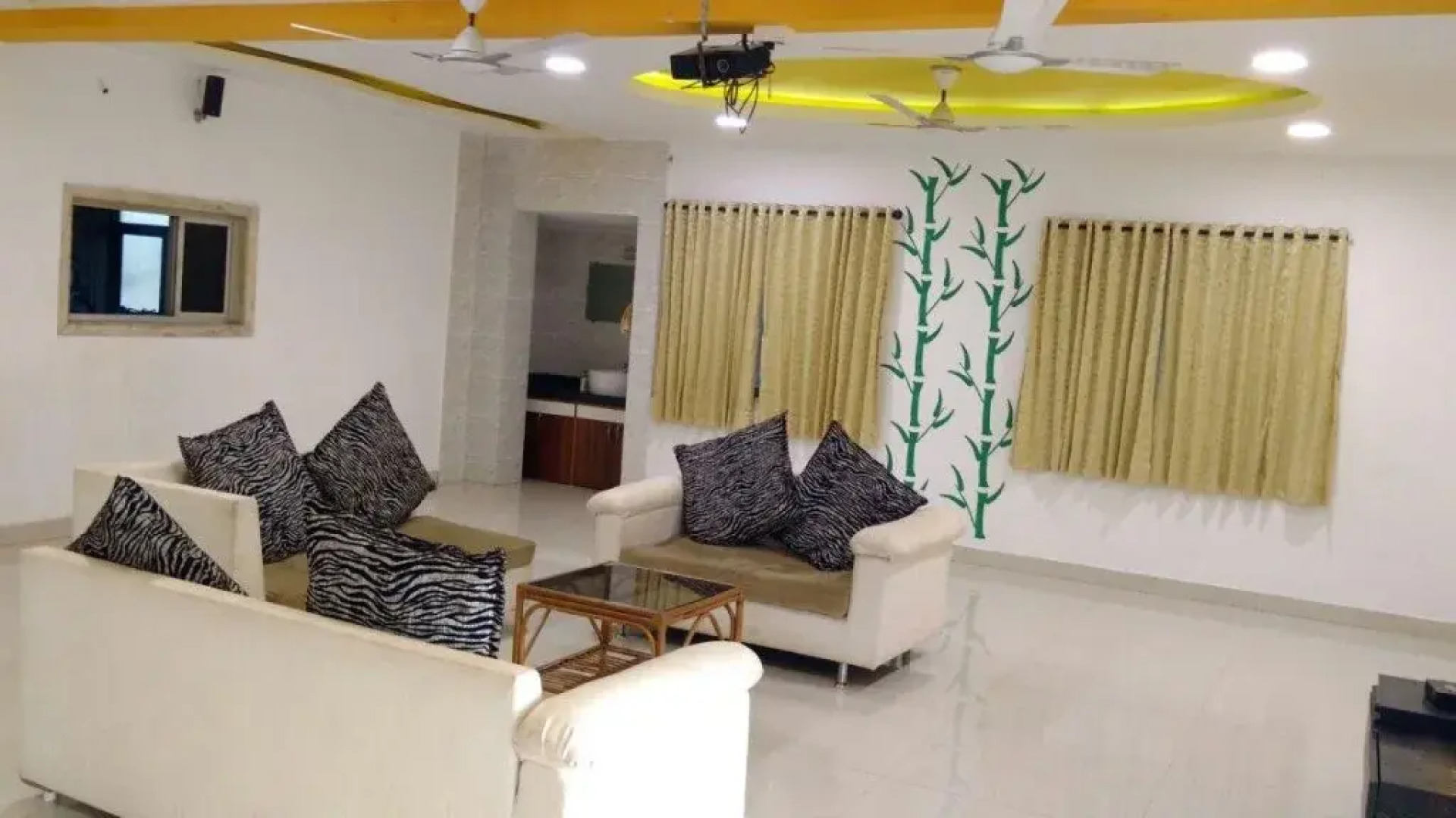 Ghanvatkar Bunglow Resort