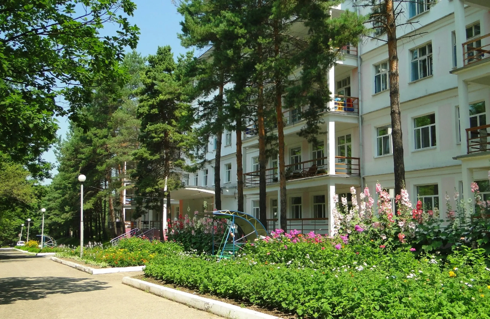 Изумрудный (Горные ключи)