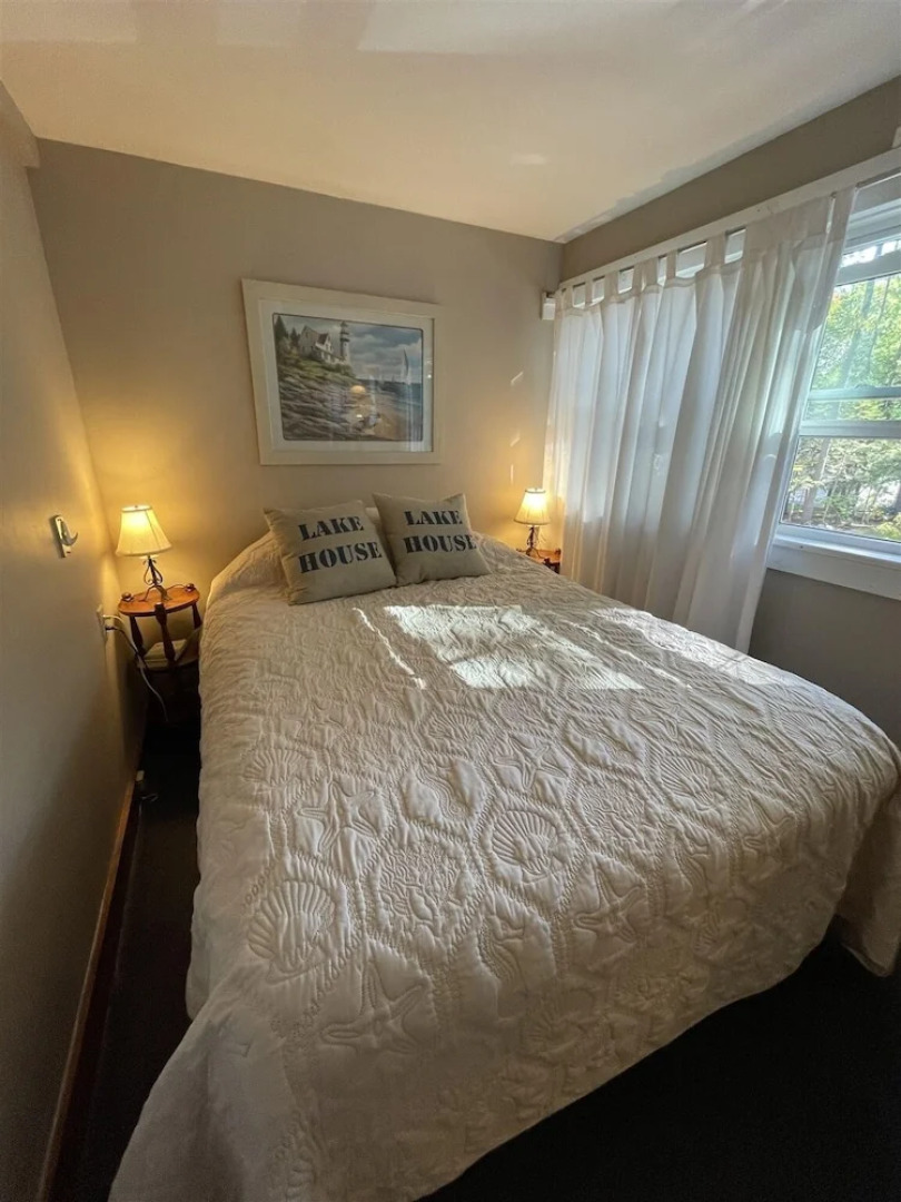 Ossipee Wood 2 Limit 4 1 Bedroom Cottage by Redawning