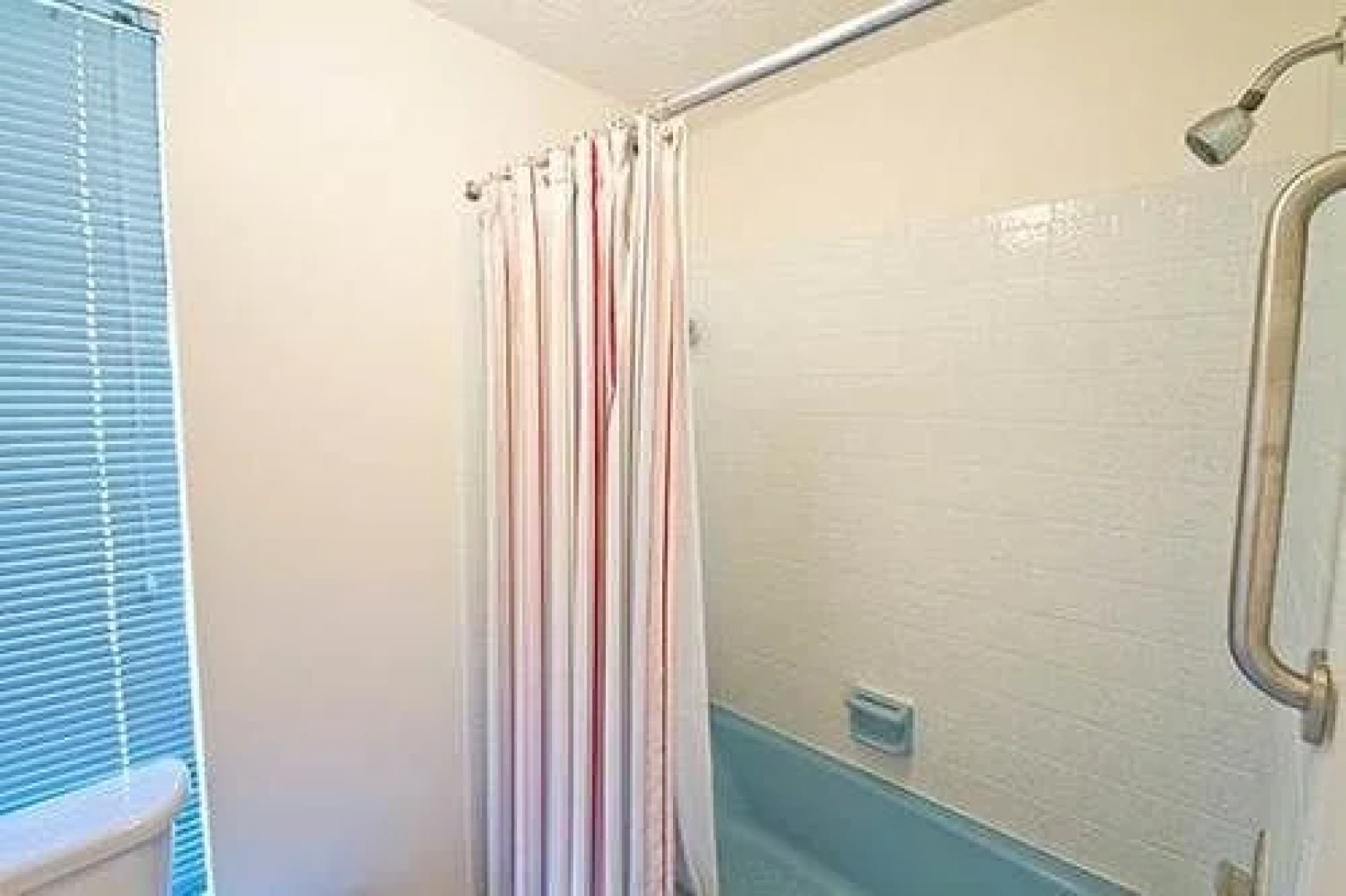 Venice Nantucket 2 Br Home by RedAwning