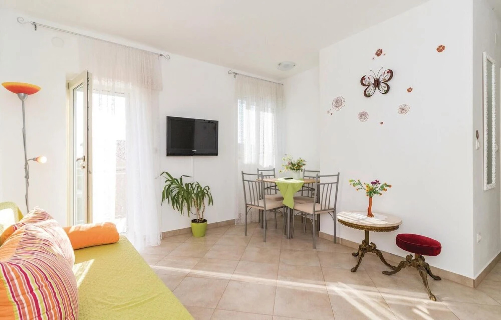 Awesome Home in Vodnjan With Wifi and 6 Bedrooms