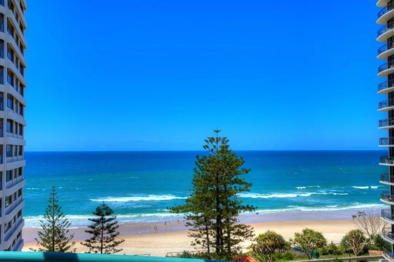 Emerald Sands Holiday Apartments