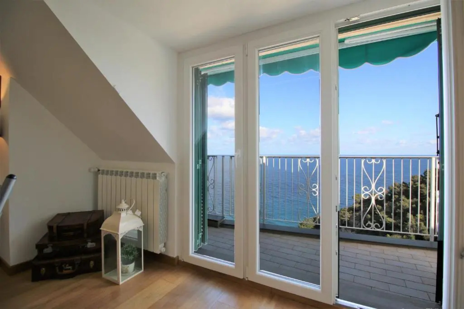 House Bergeggi by Holiday World