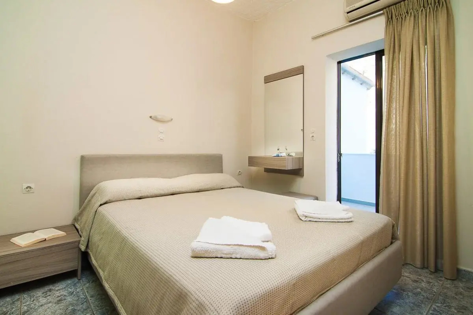 Skinos Apartments and Studios