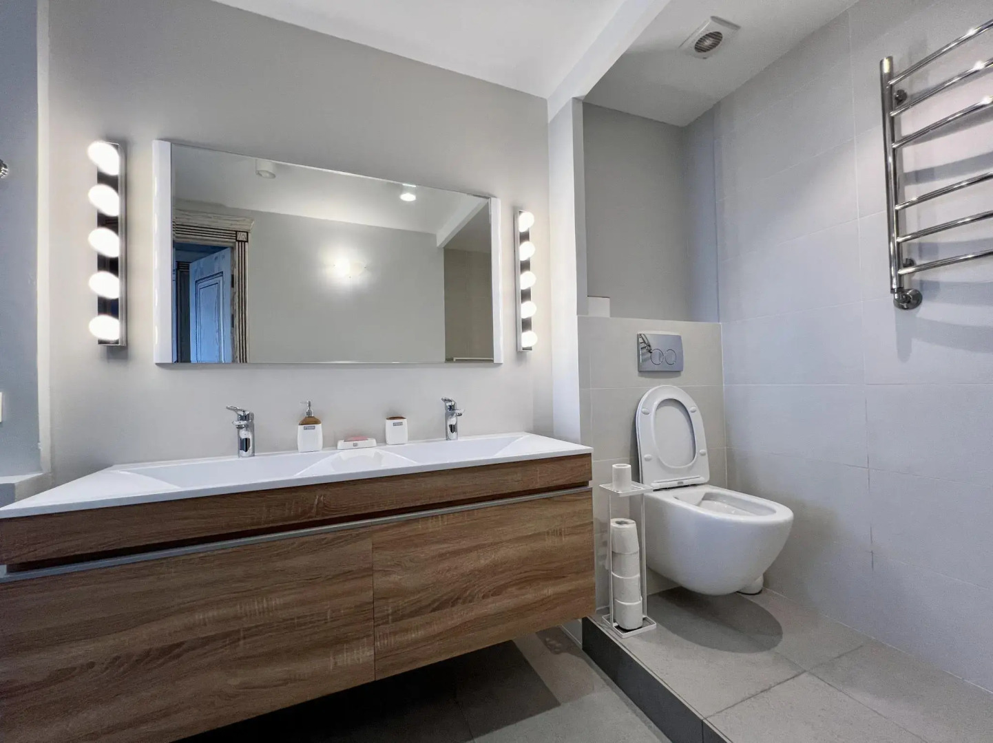 Апартаменты на улице Архитектора Данини 5