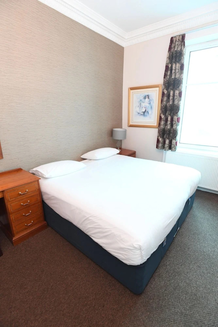 Rooms at the Royal