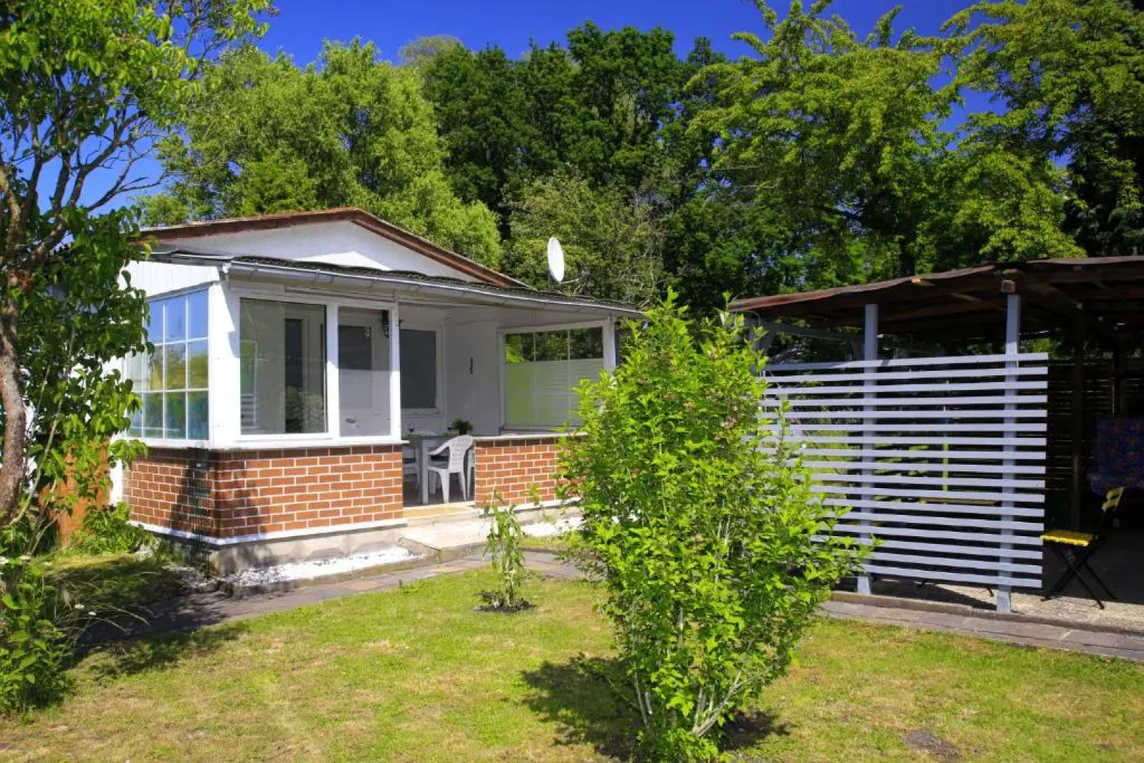 Mitten Im Seenland Und Spreewaldnah, Schoner Garten