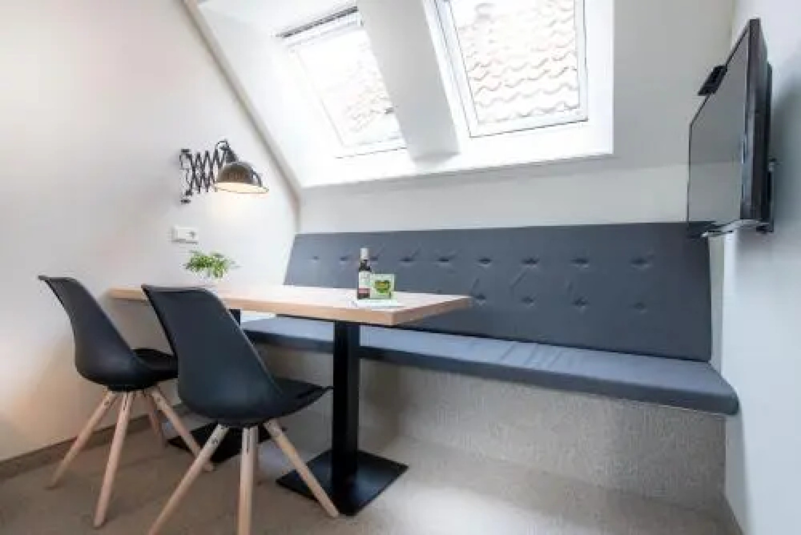 Leut koffiebar & logies