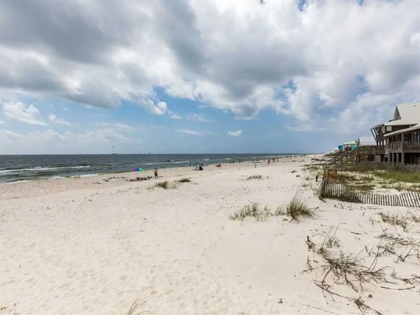 Surfin Inn by Meyer Vacation Rentals