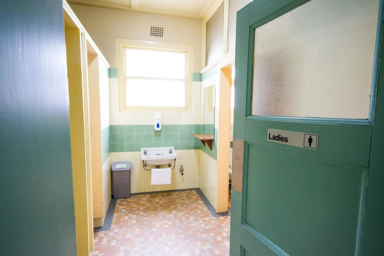 Grand Hotel Rockdale