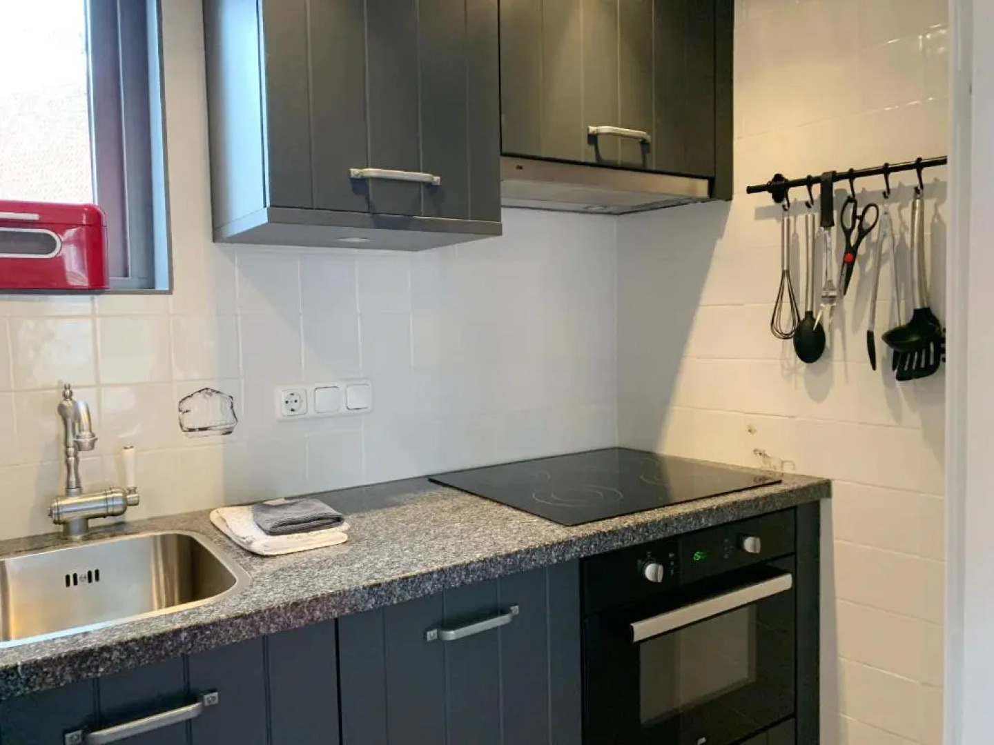 Wetterhûske - Huisje aan de gracht