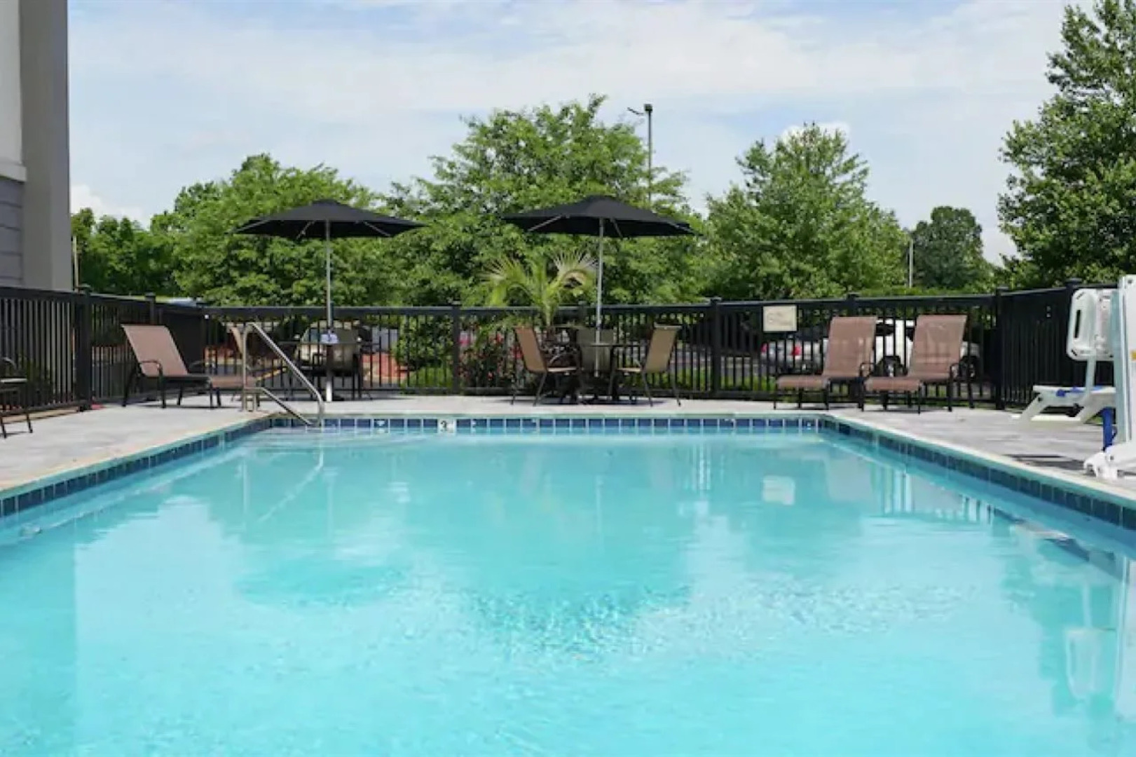 Hampton Inn Louisville I-65 @ Brooks Rd.