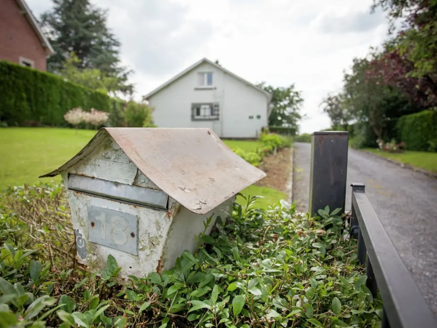 Plush Holiday Home in Nassogne with Private Garden