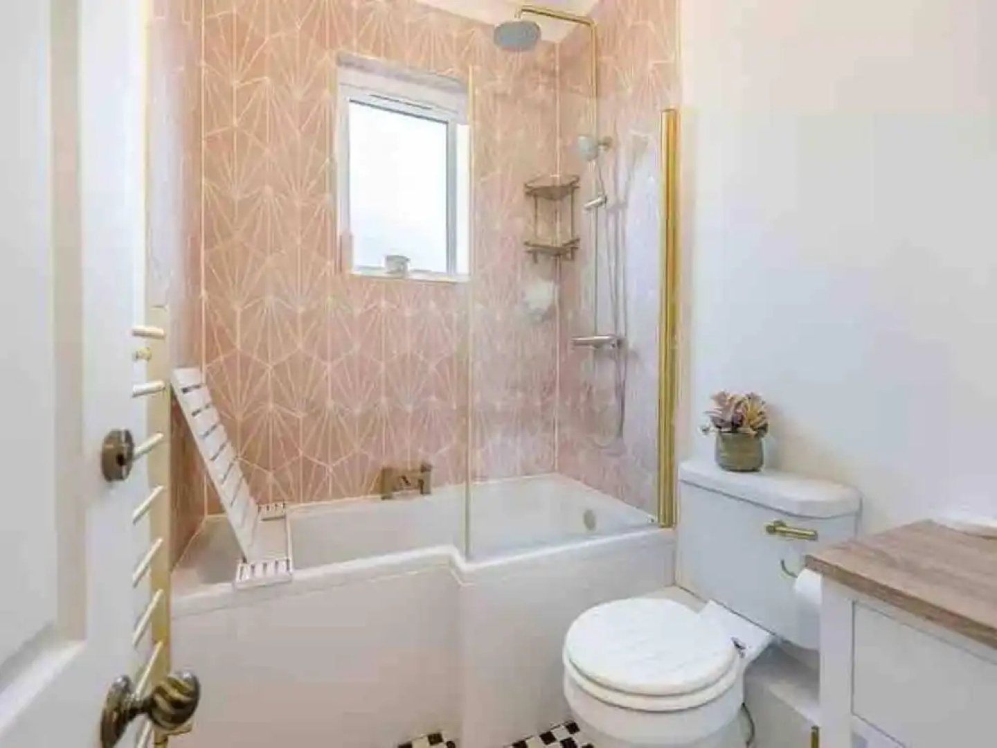 Beautiful Cottage in Central Whitstable