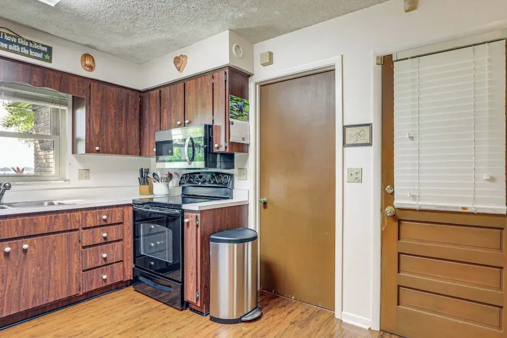 Lakefront Frostproof Vacation Rental w/ Beach!