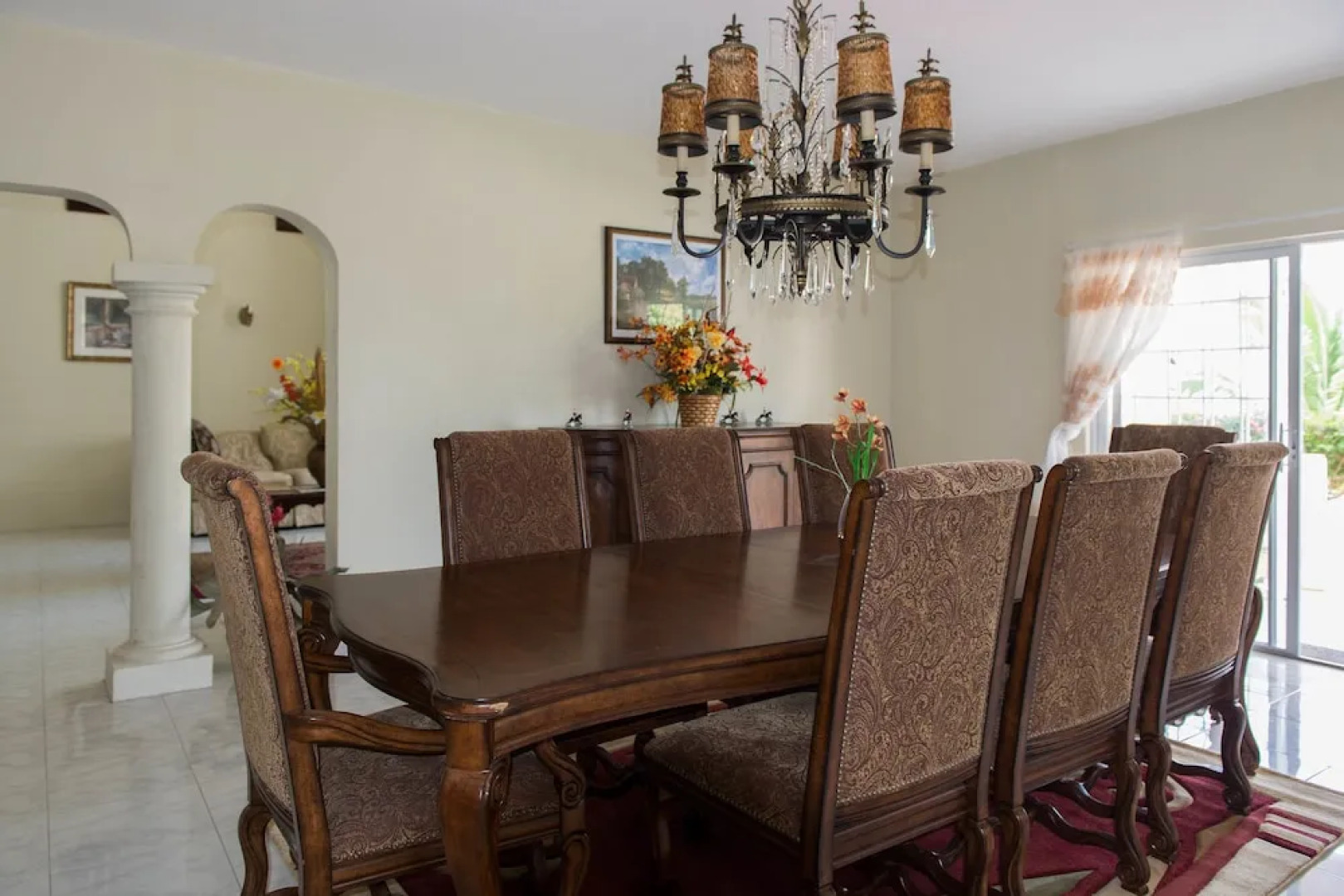 The Royal Kensington Villa