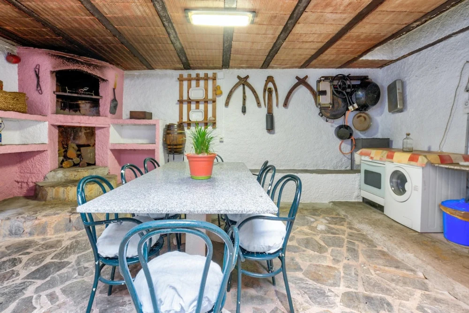 House With 5 Bedrooms in Puebla de Don Rodrigo, With Wonderful Mountain View and Furnished Terrace