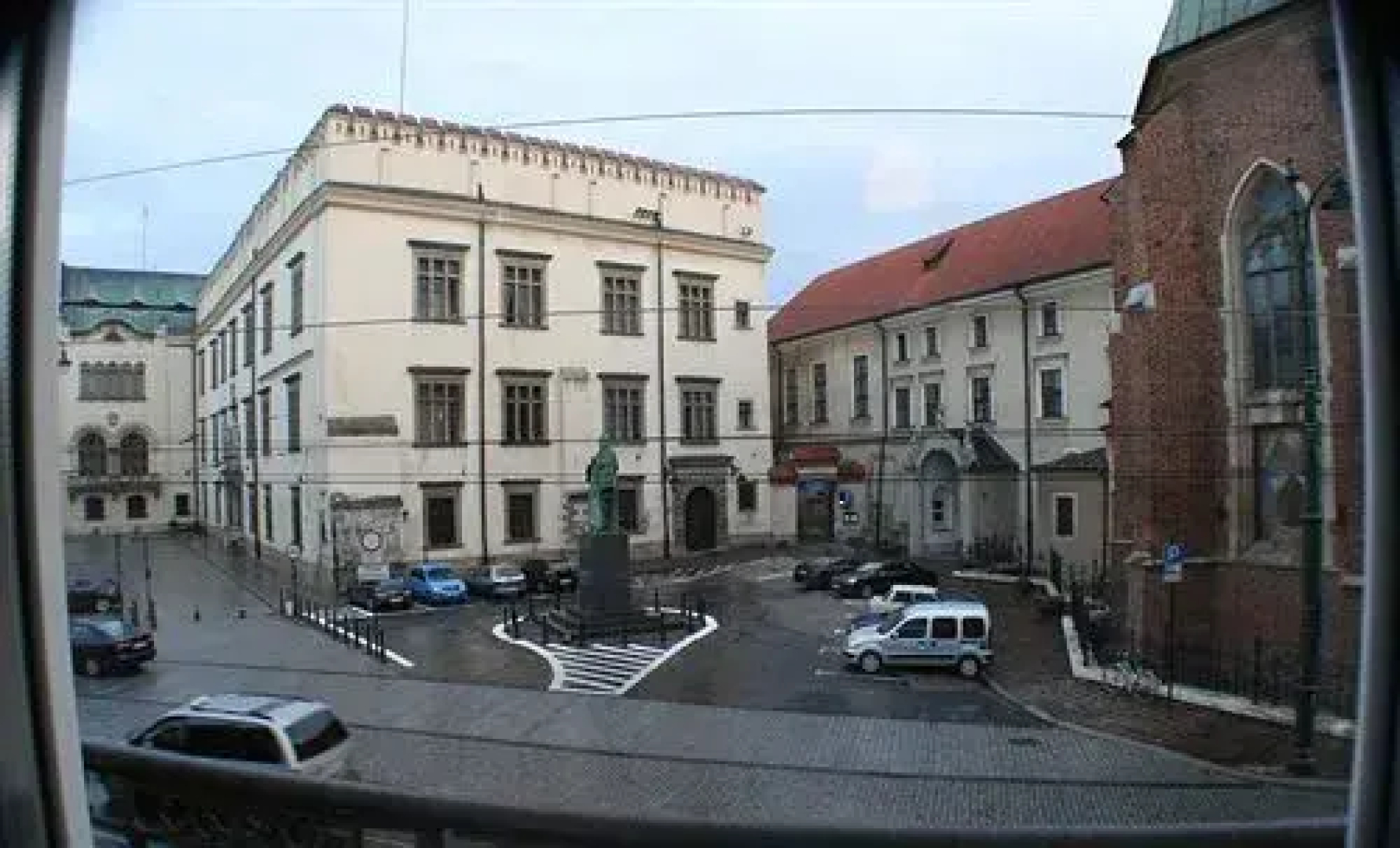 Gaya Apartments