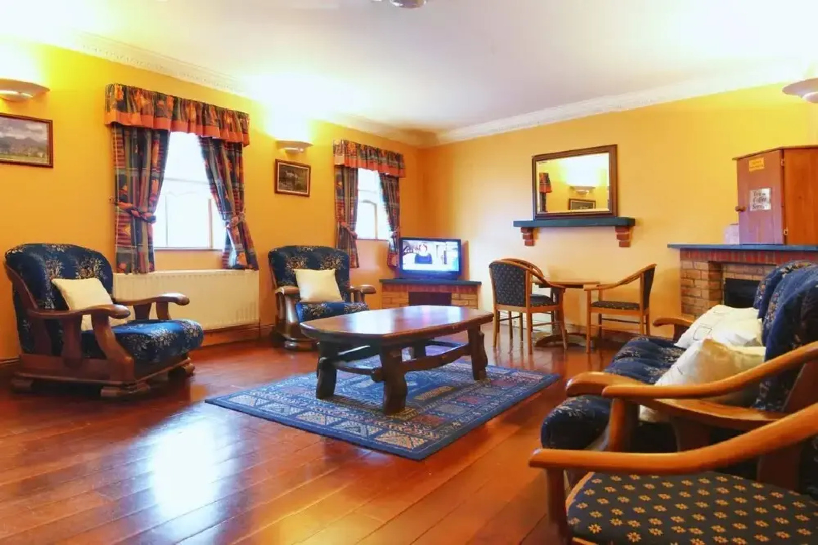 Mc Carthy's Lodge & Bar