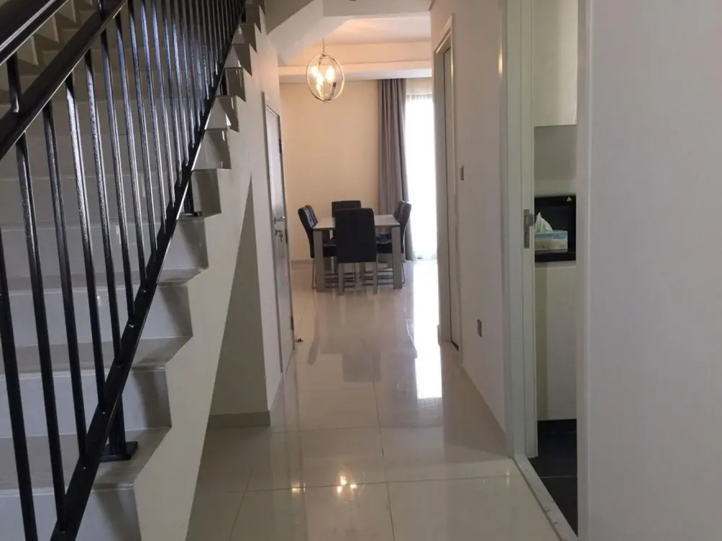 5 BR Villa With Pool Table