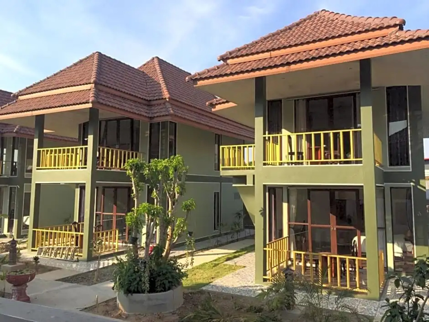 โรงแรม 12 ราศี เฮาส์ แม่สรวย