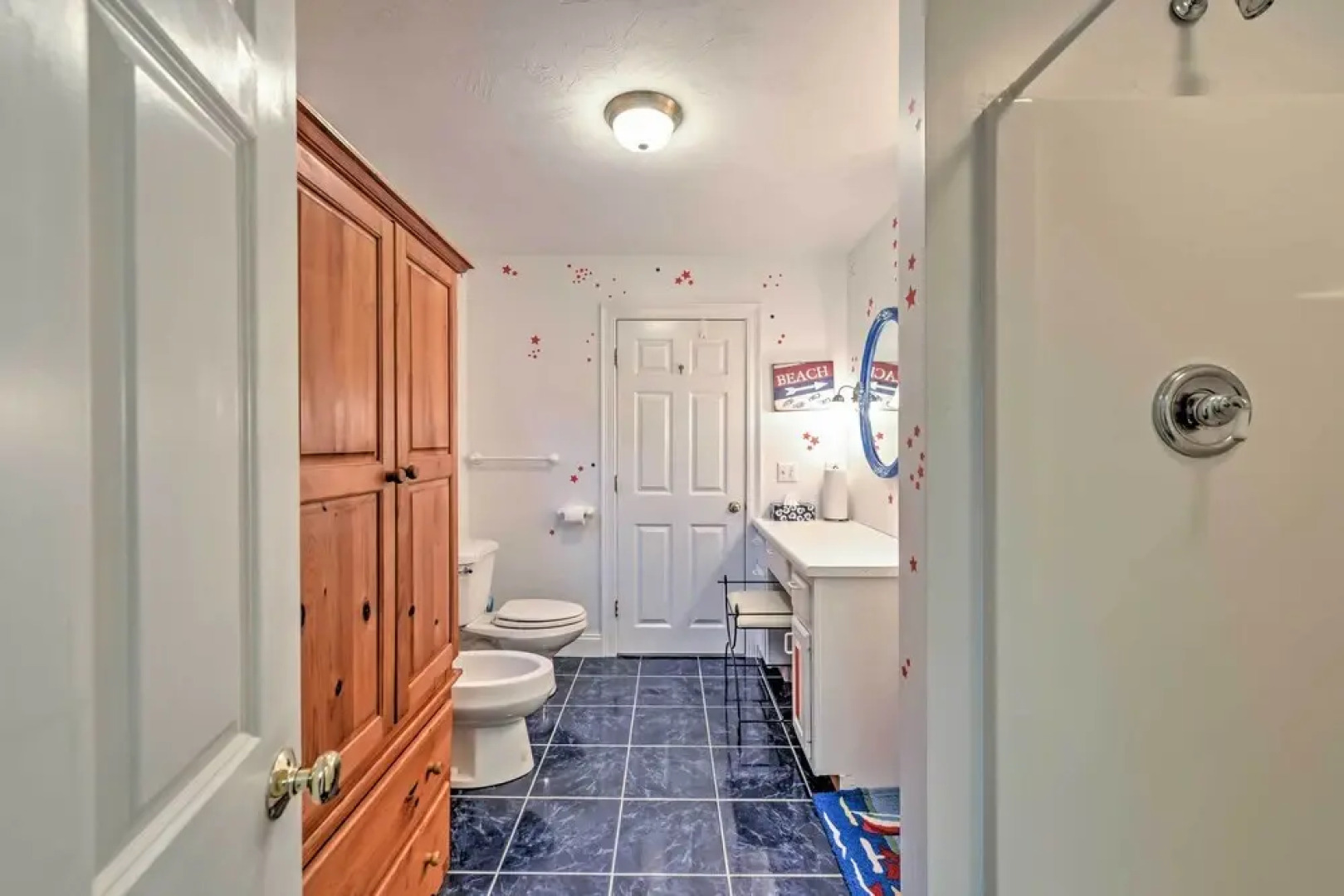 2 Mi to Beach: Nautical Retreat in Bourne!